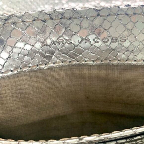 Marc Jacobs Quilted Leather Snakeskin Animal Print Embossed Studded Silver Bag - Picture 6 of 12